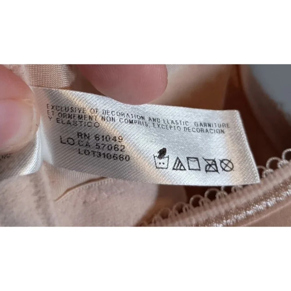 Wacoal Basic Beauty Spacer Underwire T-Shirt Bra 853192 Beige Nude Size US 46D